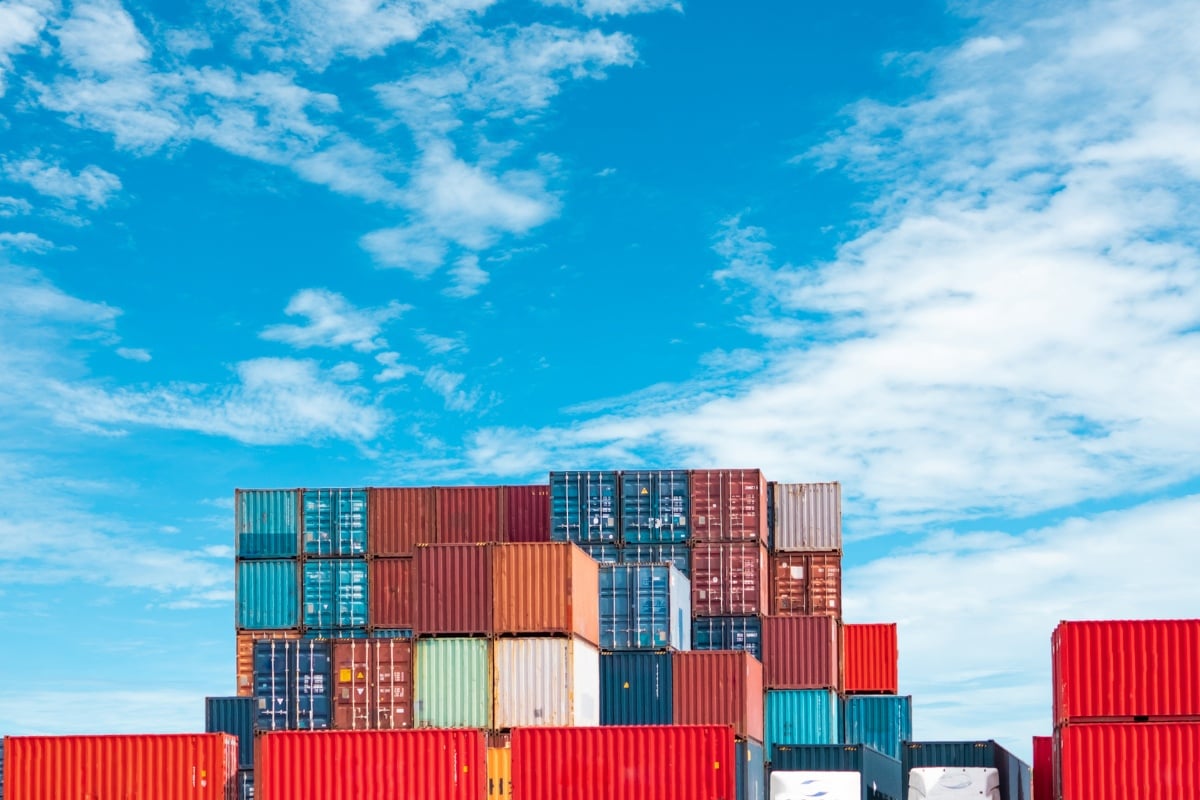 20 containers web