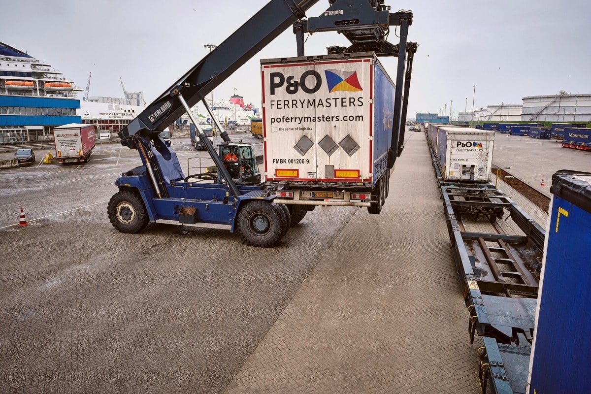 pofm equipment port